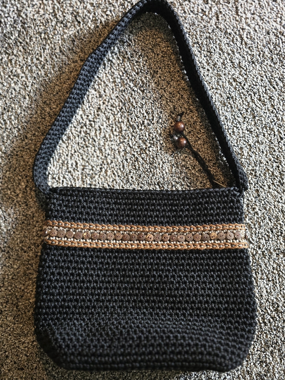 Vnt 90s Boho Macrame/Crochet Purse Coconut Shell Buttons Teddy Bear Int. - EUC